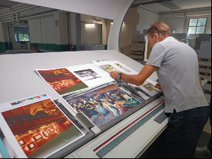 Dekkers spent over two years uncovering the history of Las Vegas.